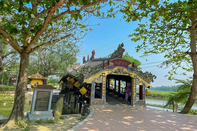 Hue Hoi An Bus Tour Sightseeing via Hai Van Pass 4 Stops - What the $12.75 price really buys you