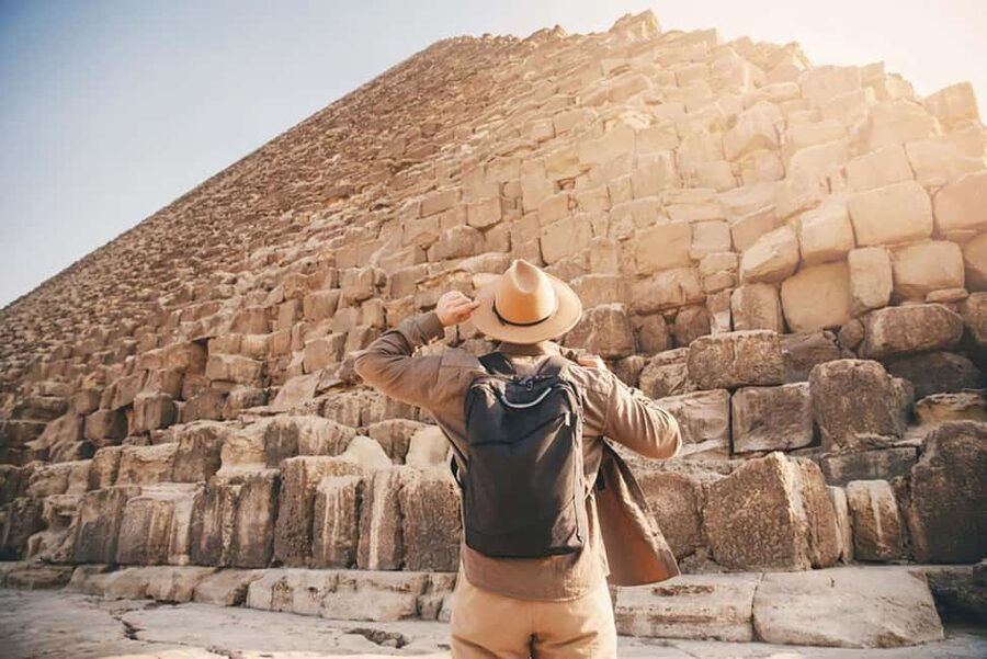 Hurghada to Cairo: Full-Day Tour one way Bus & Flight Return - Lunch, drinks, and the optional Nile crossing