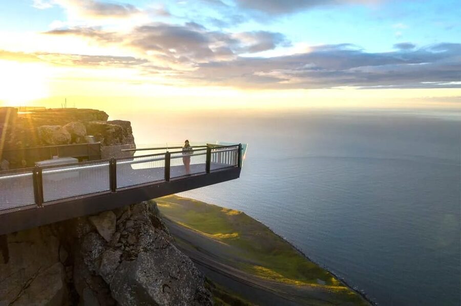 Isafjordur: Bolafjall View Platform Guided Trip by Bus - Key points at a glance