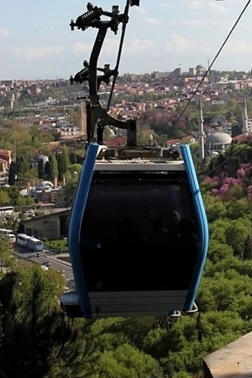 Istanbul: Bosphorus Cruise and Golden Horn Bus Tour - Boarding the Bosphorus for 90 minutes