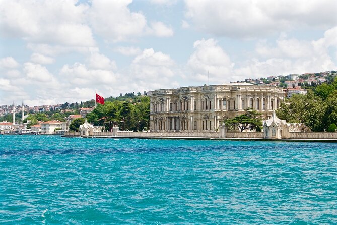 Istanbul: Bosphorus Cruise, Bus Tour, Cable Car Ride with Live Guide & Ticket - The three-minute cable-car ride