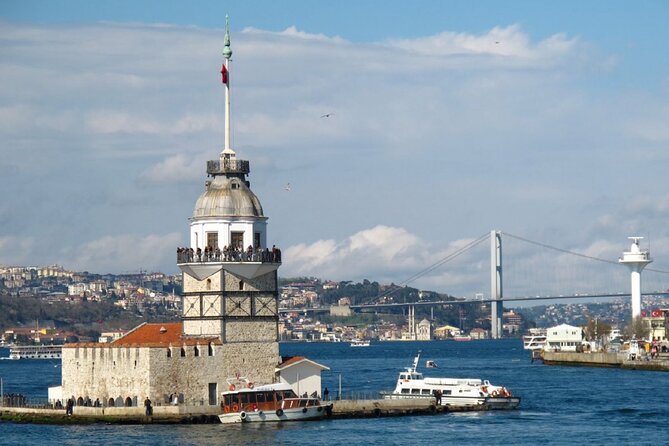 Istanbul: Bosphorus Cruise, Bus Tour, Cable Car Ride with Live Guide & Ticket - Guide quality matters more than the route