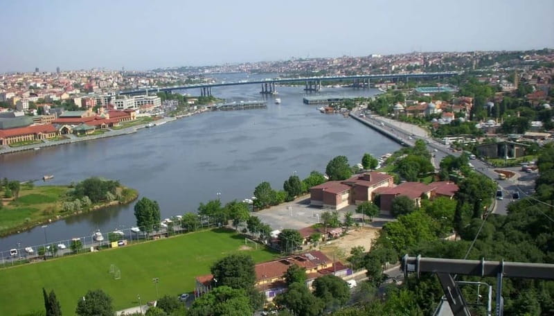 Istanbul: Guided Bosphorus Cruise & Golden Horn Bus Tour - Timing, traffic, and the half-day label