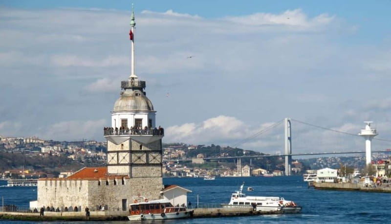 Istanbul: Guided Bosphorus Cruise & Golden Horn Bus Tour - The Golden Horn by coach