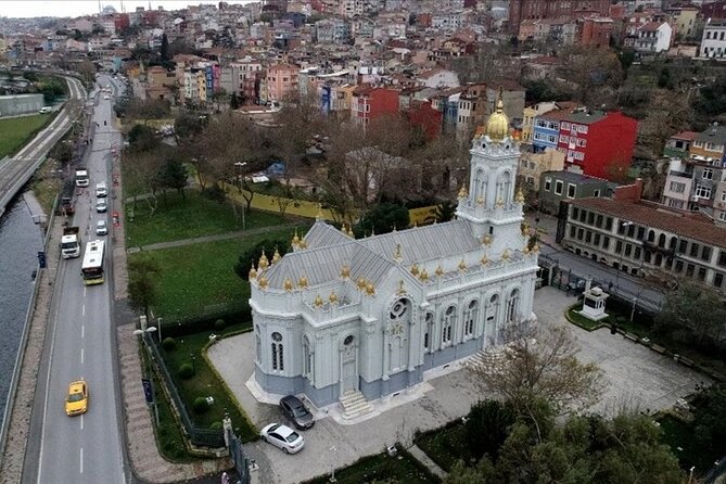 Istanbul Heritage - Full Day Bus and Boat Tour - Hagia Sophia: two empires under one dome