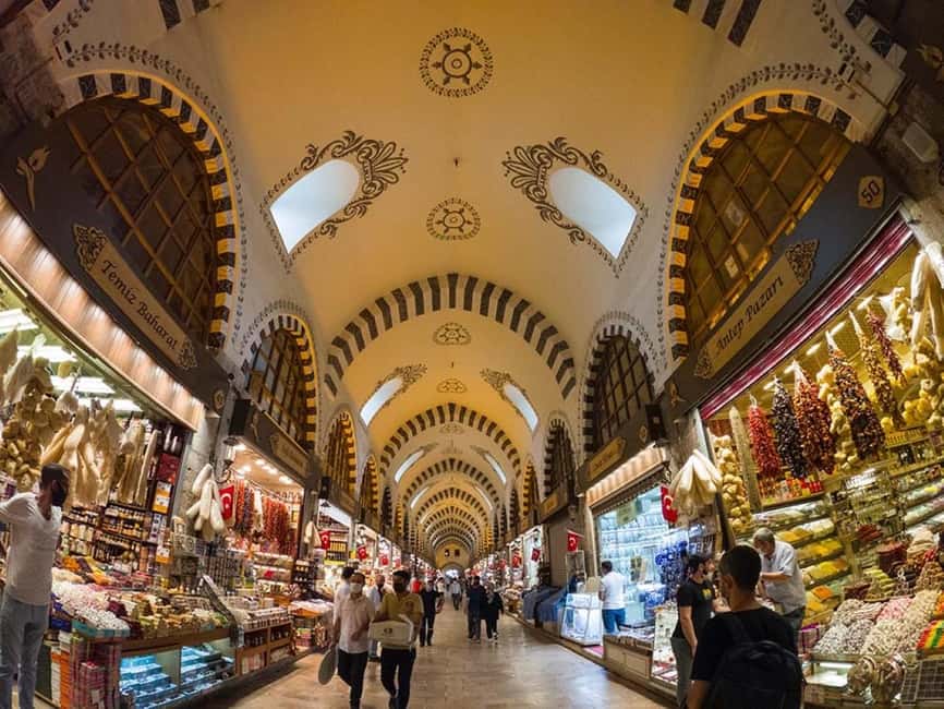 Istanbul: Old City And Bosphorus Bus Tour with Lunch - A Full Day Across Istanbul’s Historic Peninsula