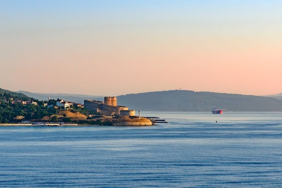 Istanbul: Troy Guided Bus Tour with Ferry Tickets & Lunch - Reading the walls, Odeon, and Temple of Athena