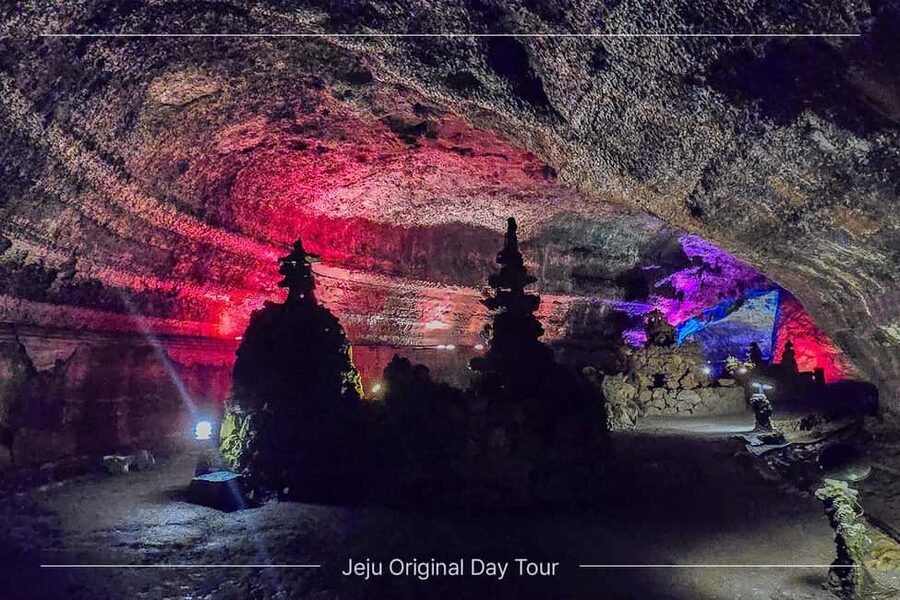 Jeju Island: Full-Day East Jeju Bus Tour with Entry Fees - What lunch is really like