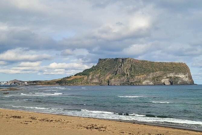 Jeju Island UNESCO small group Join tour(Taxi, van & bus) - Key points to know before booking