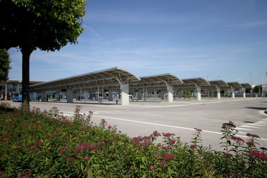 Jesolo Lido: Express Bus to Noventa di Piave Designer Outlet - Key points to know before you book