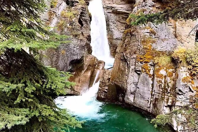 Johnston Canyon, Gondola and Banff Day - Johnston Canyon is the day’s best walk