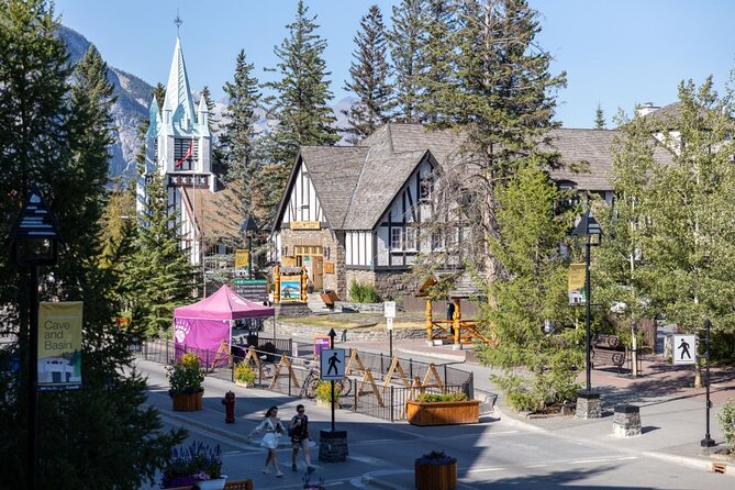 Johnston Canyon, Gondola and Banff Day - The Calgary to Banff drive sets the pace