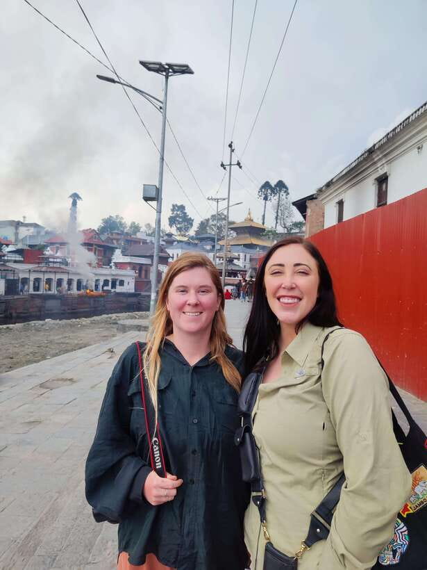 Kathmandu : City Highlights Bus Tour Full Day - Boudhanath and the circle around the stupa