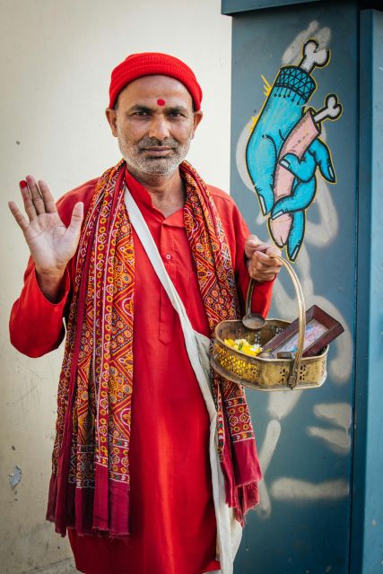 Kathmandu City Sightseeing Bus tour (5 Sights) - Timing, food, entry fees, and what to carry