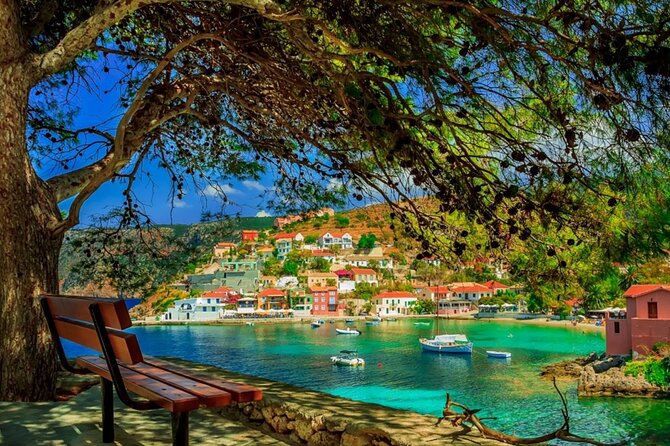 Kefalonia Highlights - Bus & Cruise, Assos & Lunch in Fiscardo - Key points at a glance