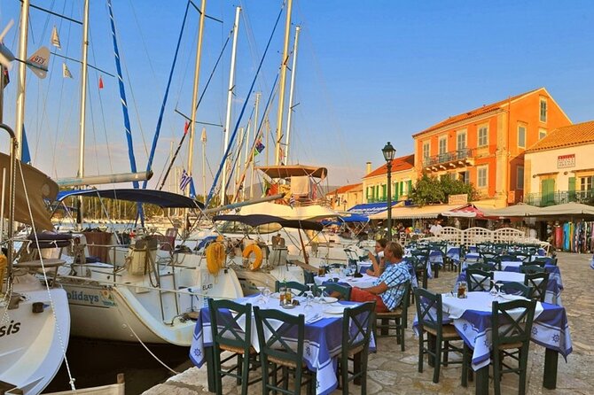 Kefalonia Highlights - Bus & Cruise, Assos & Lunch in Fiscardo - Fiscardo lunch by the harbor