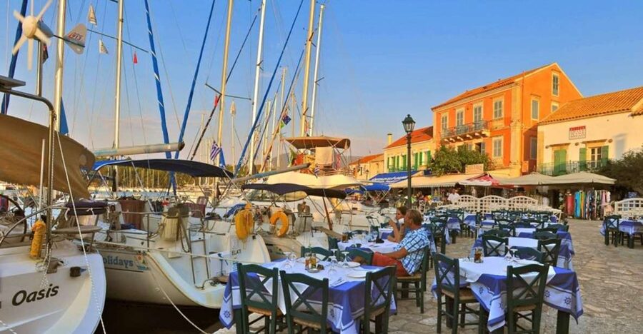 Kefalonia: Island Highlights Bus and Boat Tour with Lunch - Why this Kefalonia day tour works