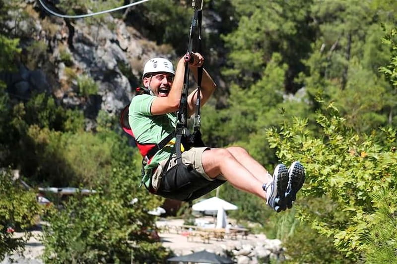 Kemer: Party Bus to Goynuk Canyon with Entrance Ticket - Should you book Göynük Canyon from Kemer?