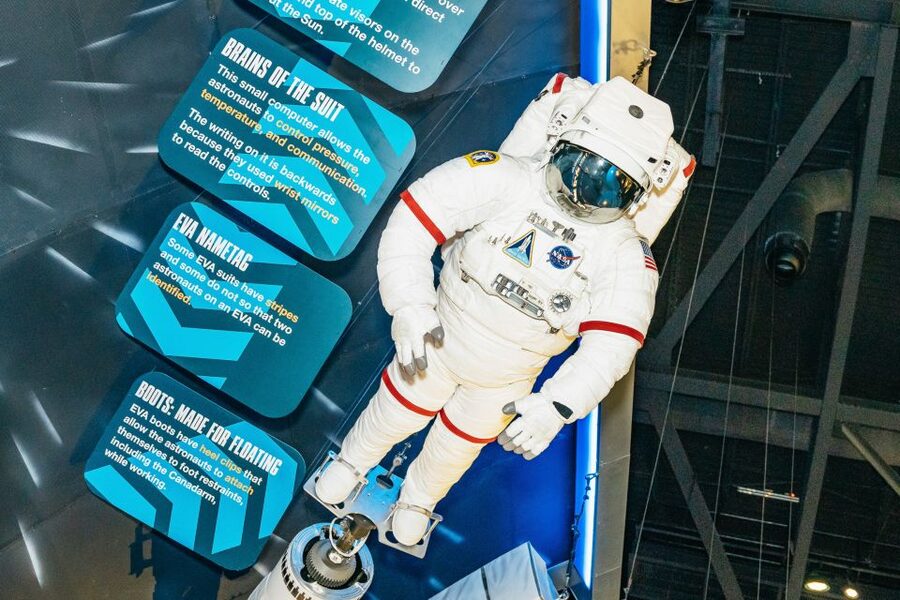 Kennedy Space Center: Entry Ticket with Explore Bus Tour - Heroes, legends, and the Rocket Garden