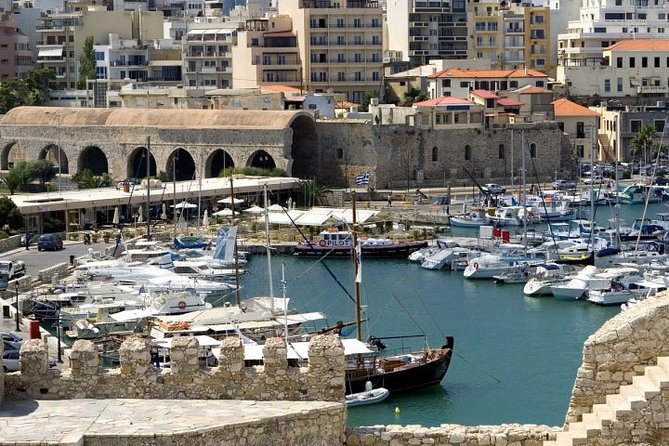 KNOSSOS & HERAKLION CRETE, day professional guided coach tour - A short guided walk through Heraklion