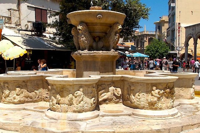 KNOSSOS & HERAKLION CRETE, day professional guided coach tour - What the $51.20 price really includes