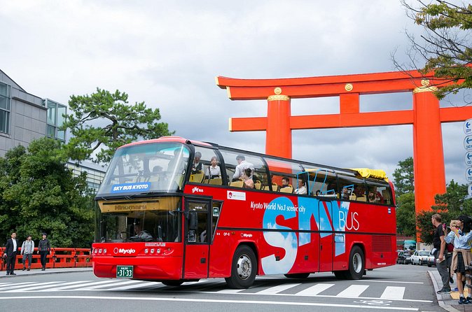 Kyoto Hop-On, Hop-Off Sightseeing Bus Tour - The 50-minute wait changes how you should plan