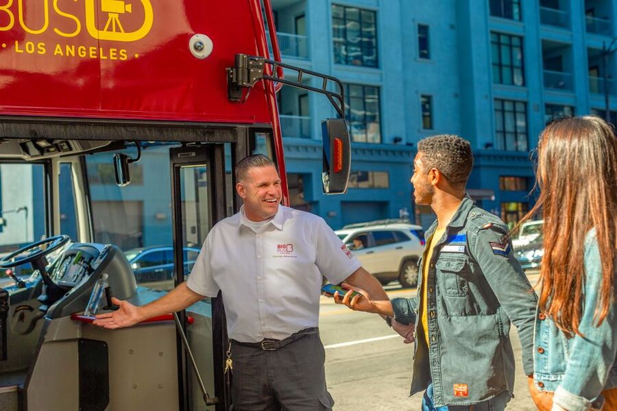 LA: Hop-on Hop-off Tour by Open-top Bus with 19 Stops - Blue Route: Santa Monica and the coast