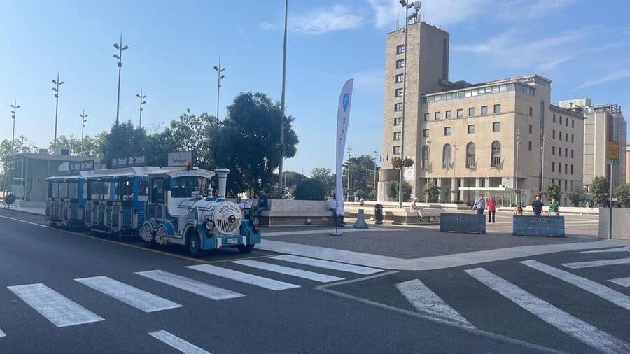 La Spezia: tour HOP ON HOP OFF con trenino e guida turistica - Key points to know before boarding