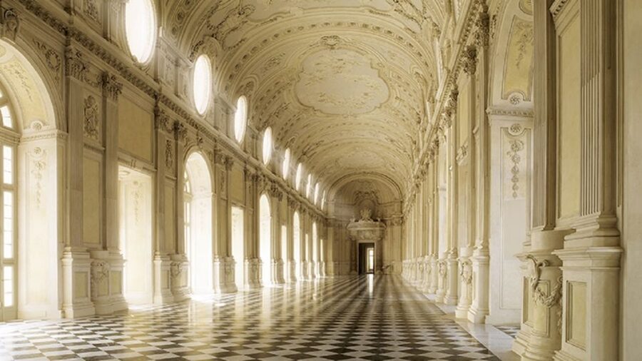 La Venaria Reale Entry Ticket and Hop-on Hop-off Bus Tour - The Nearly 2,000-Meter Savoy Exhibition