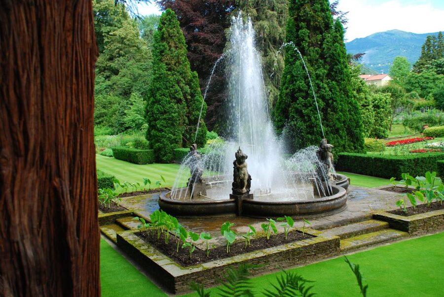Lake Maggiore: 1-Day Boat, Bus & Cable Car Travel Pass - Boat travel between Stresa, Baveno, and Verbania