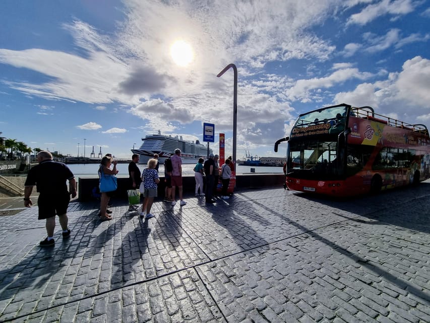 Las Palmas: City Sightseeing Hop-On Hop-Off Bus Tour - Muelle Santa Catalina and Poema del Mar