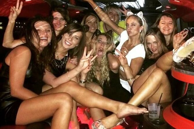Las Vegas Bar Crawl by Party Bus with Free Drinks - Key points to know before you book