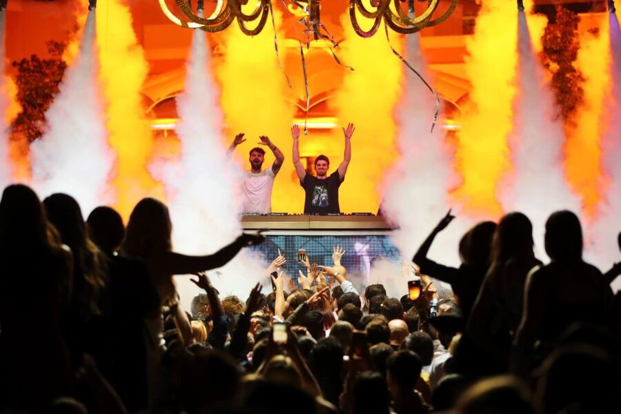 Las Vegas: Club Crawl by Party Bus w/ Free Drinks - Why This Club Crawl Works for a First Vegas Night