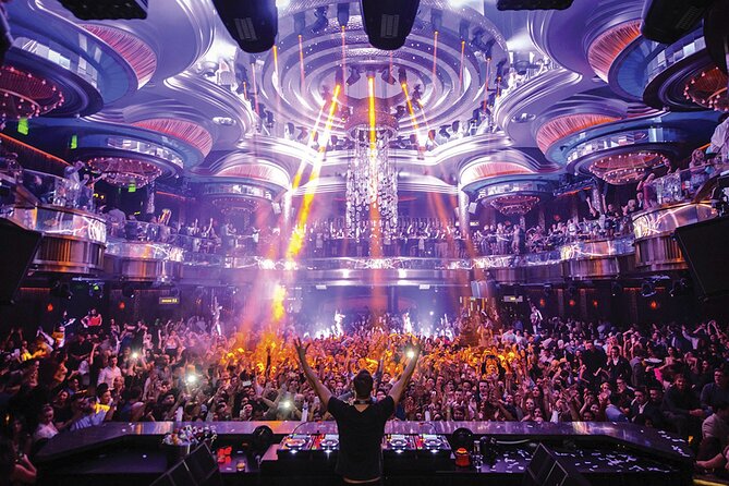Las Vegas Club Crawl with Party Bus and Free Drinks - Key points to know before booking