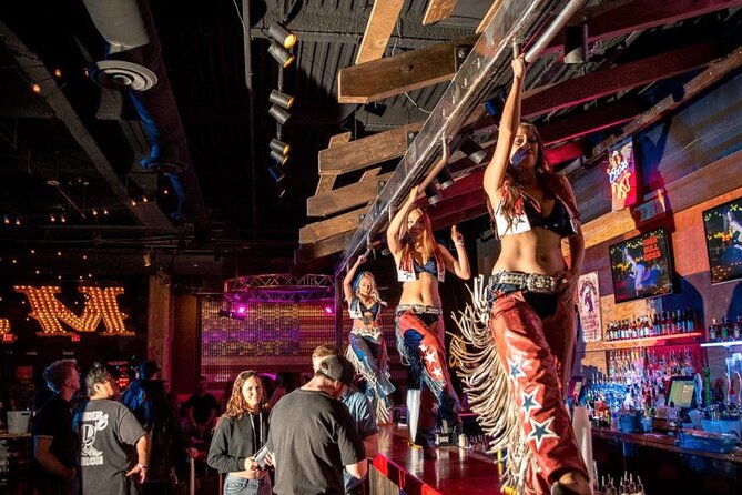 Las Vegas Country Bar Crawl by Party Bus w/ Free Drinks - Key points to know before booking