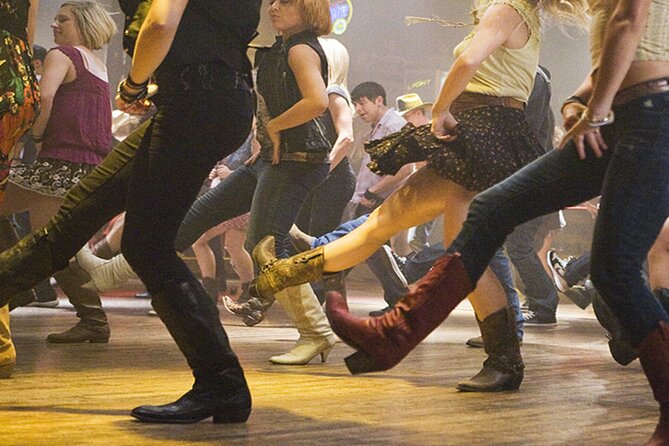 Las Vegas Country Bar Crawl by Party Bus w/ Free Drinks - Starting at Losers Bar for 45 minutes