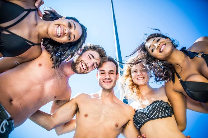 Las Vegas Day Club Crawl & Party Bus VIP Tour - The party bus is the tour’s strongest feature