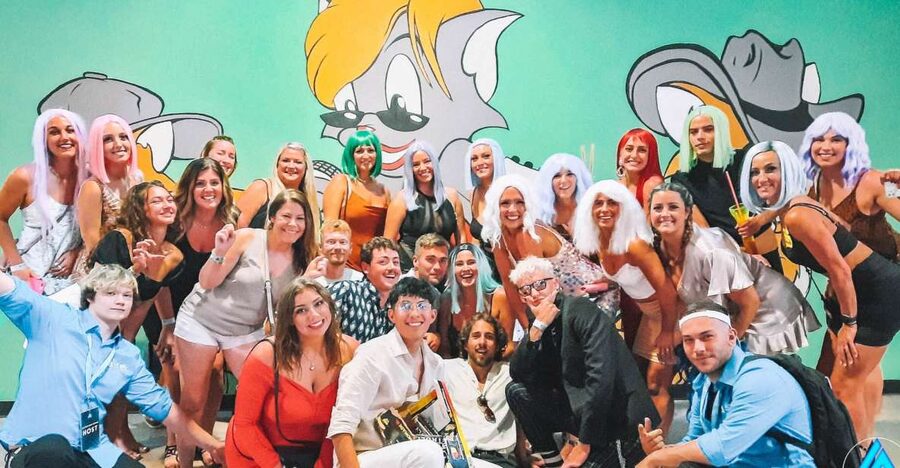 Las Vegas Fremont Street Bar Crawl (party bus add-on option) - Key points to know before booking