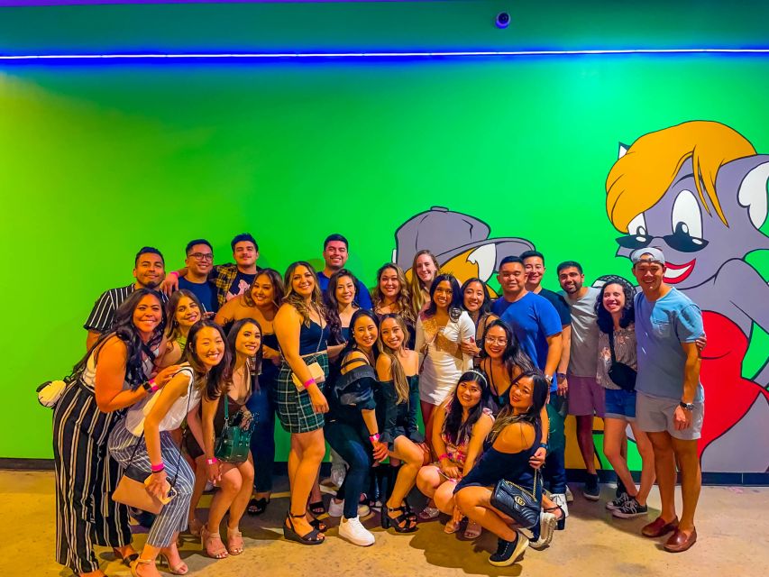 Las Vegas Fremont Street Bar Crawl (party bus add-on option) - What makes the venues different
