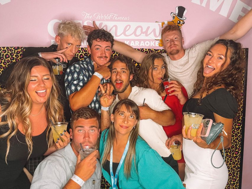 Las Vegas Fremont Street Bar Crawl (party bus add-on option) - Is $36 good value?