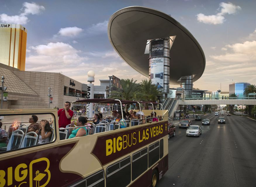 Las Vegas: Hop-on Hop-off Sightseeing Tour by Open-Top Bus - Fremont Street brings a different Las Vegas