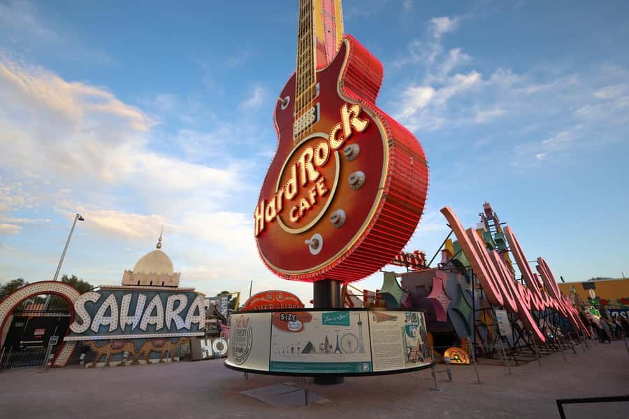 Las Vegas: Neon Museum Experience & Vegas Open-Top Bus Tour - The Welcome sign stop is short but worth planning around