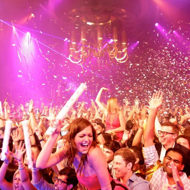 Las Vegas: Nightclub and Bar Crawl with Party Bus and Drinks - Three stops, one fast-moving schedule