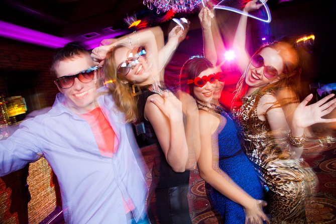 Las Vegas Party Bus Club Crawl - Starting at 8:30 pm on West Flamingo Road