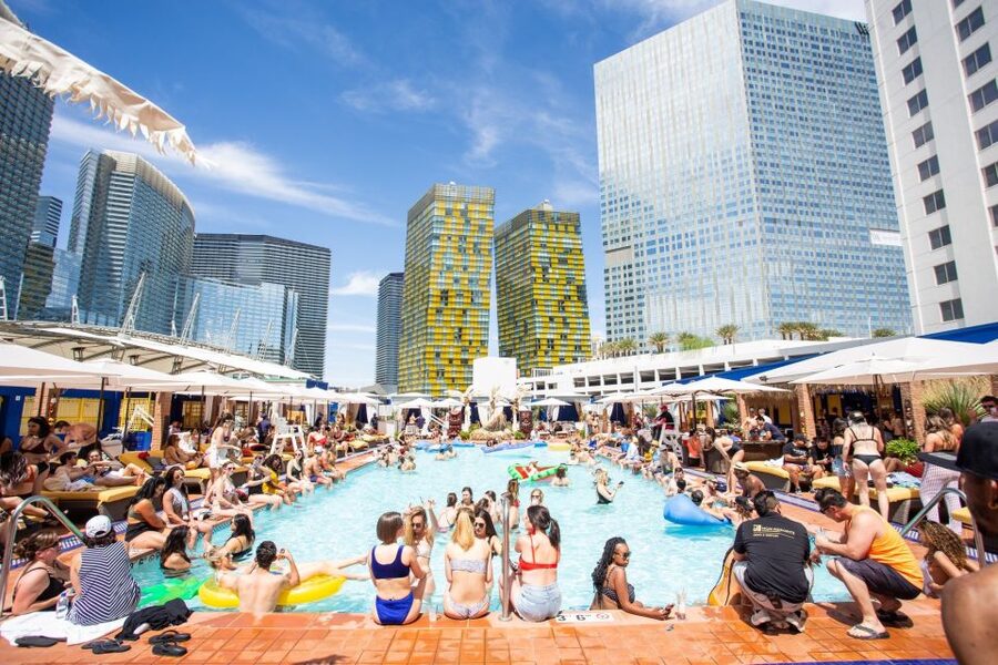 Las Vegas: Party Bus Day Club Tour with Drinks & Club Entry - The Open-Bar Bus Is Part of the Main Event