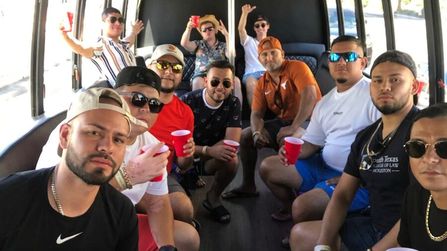 Las Vegas: Private Party Bus Tour Of Vegas Strip w Champagne - What the strongest feedback tells me