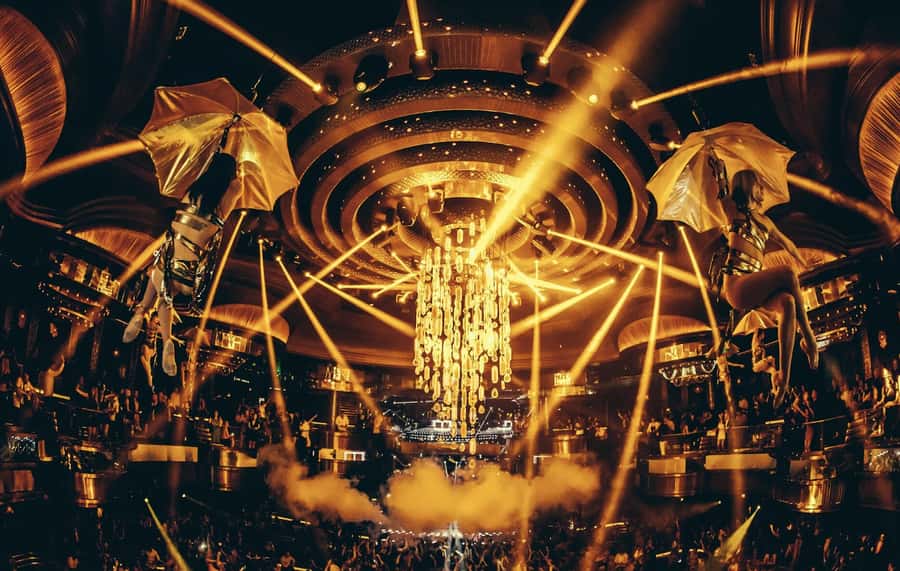Las Vegas: VIP Club Crawl with Party Bus and Drinks - What the $98 price really covers