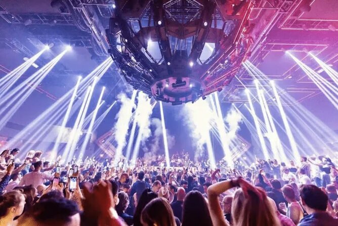 Las Vegas: VIP Club Crawl with Party Bus, Express Entry & Drinks - How to judge the price