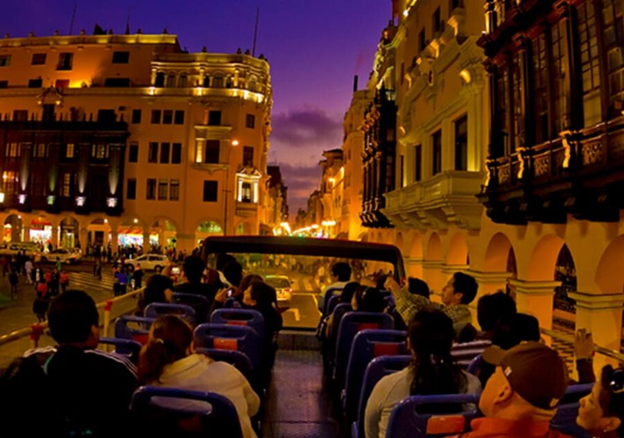 Lima : City tour 360° Panoramic bus - Sightseeing Tour - The Magic Water Circuit and Parque de la Reserva