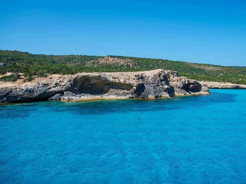Limassol: Aphrodite Baths & Blue Lagoon Bus & Boat Day Trip - What the boat setup means for families and swimmers